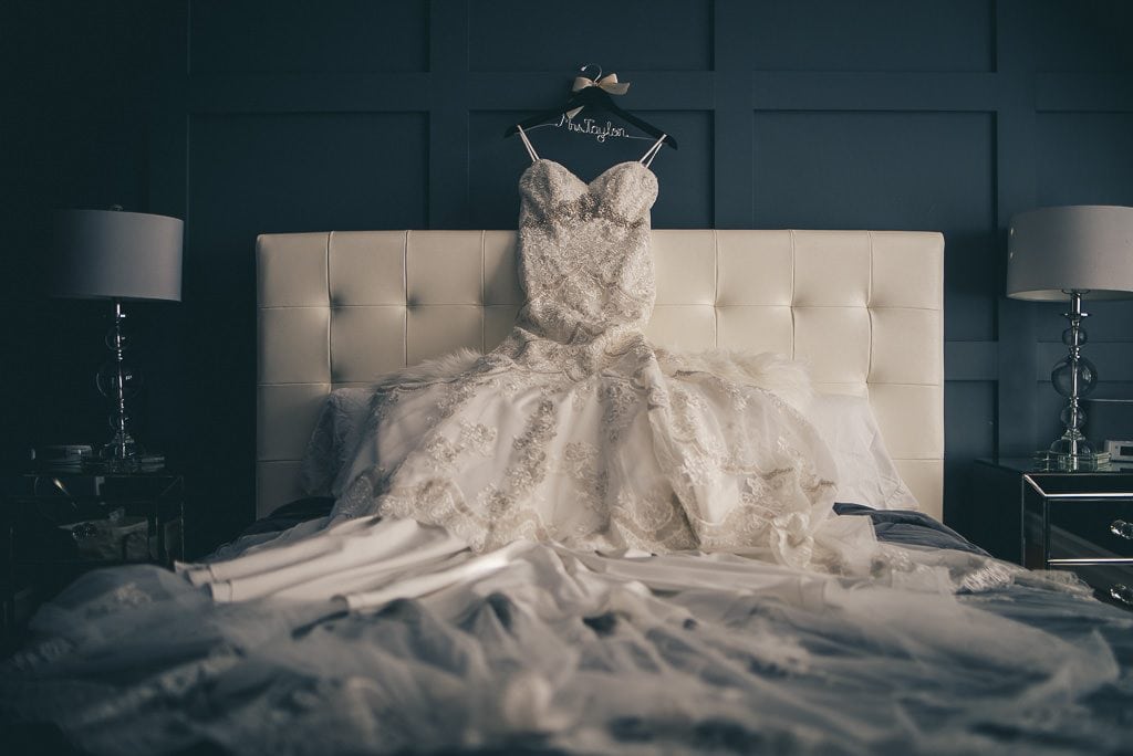 Photo of wedding dress